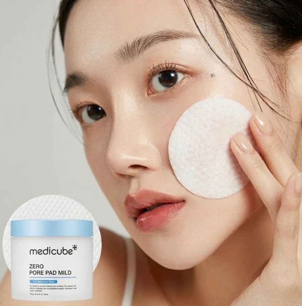 MEDICUBE Zero Pore Pad Mild 70 Pads | Gentle Daily Exfoliating Toner Pads